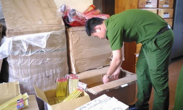 Lâm Đồng: Bắt giữ hơn 100kg pháo